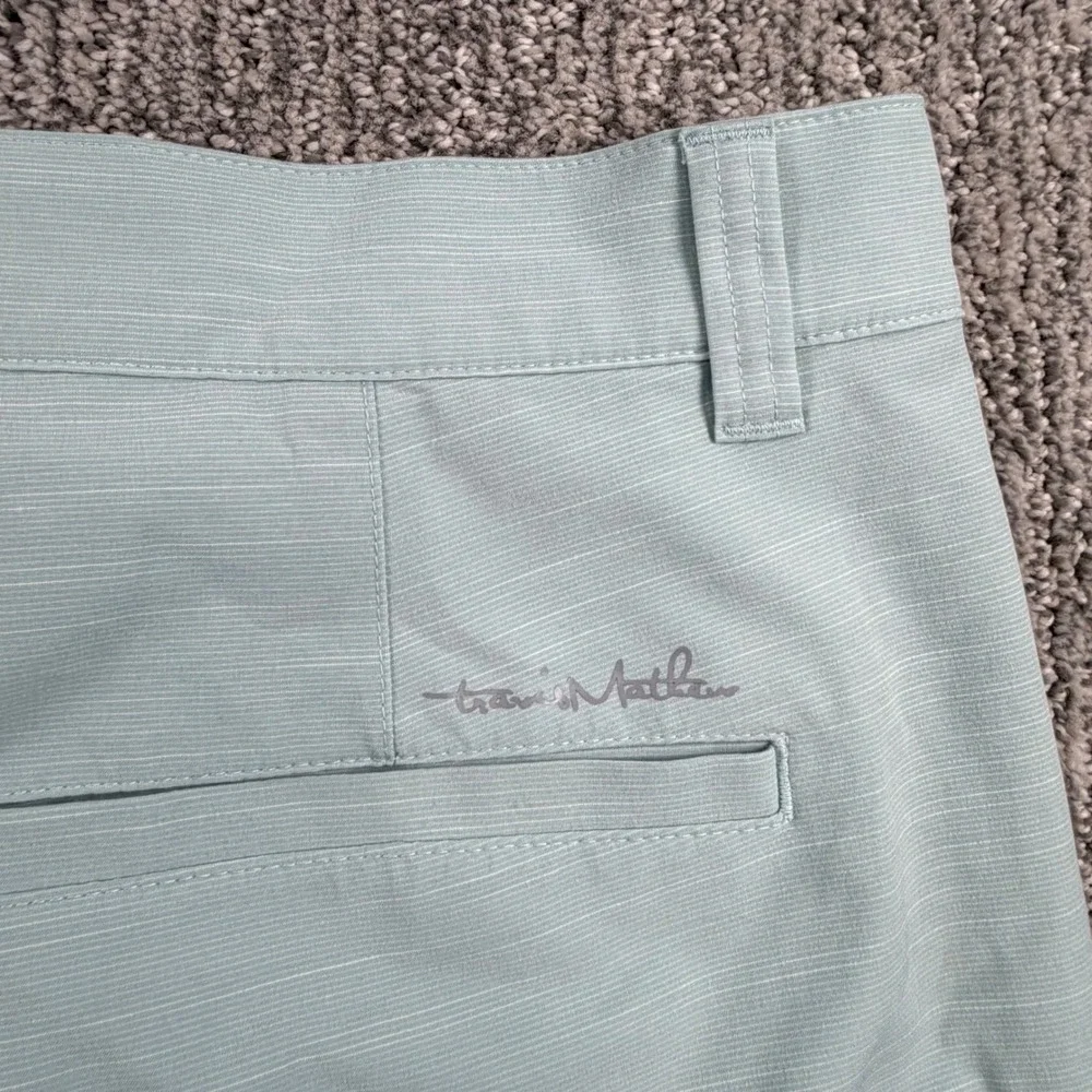 TravisMathew Golf Shorts Mens 40 Green Beck Performance Micro Stripe Stretch